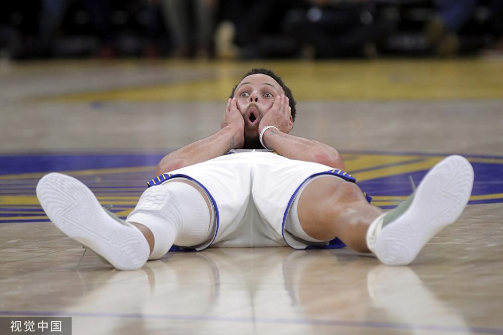 滑雪事业的 滑雪事业的